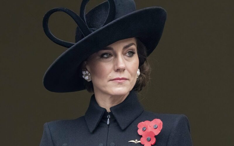 Kate Middleton recebe apoio de Rei Charles após revelar câncer