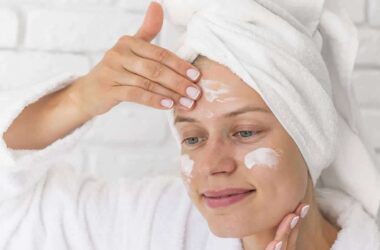 Faça este sabonete facial para remover manchas e uniformizar sua pele!