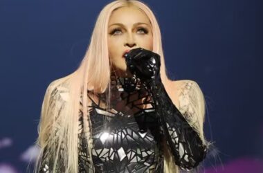 Irritada, Madonna reclama de ‘barulheira’ dos fãs e do calor excessivo