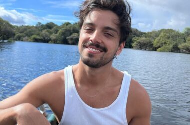 Rodrigo Simas: "Eu nunca expus isso, mas sou um homem bissexual"